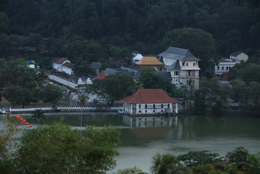 Glory Homestay Kandy Exterior foto